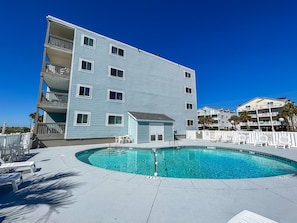Piscine extérieure