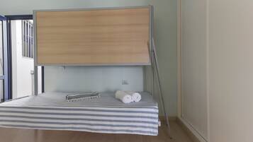 2 habitaciones, tabla de planchar con plancha y wifi gratis