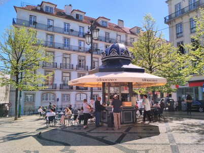 Bairro Alto Corner Apartment