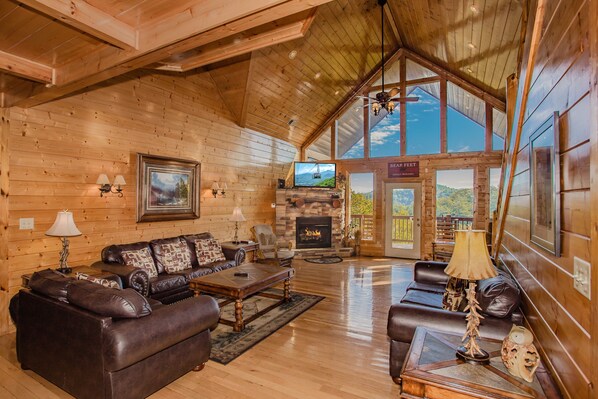 Fernseher, Kamin, Videospiele, Tischfußball