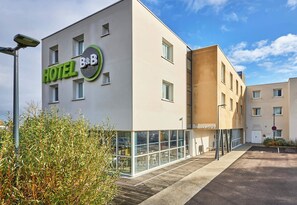 Front of property - B&B HOTEL Ouistreham (Ouistreham)