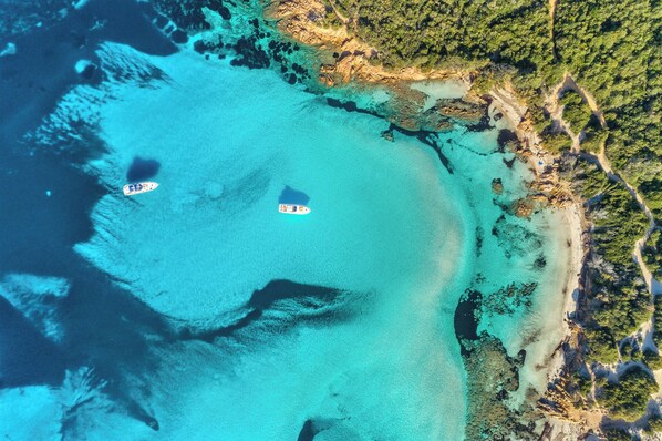 Beach nearby, sun-loungers