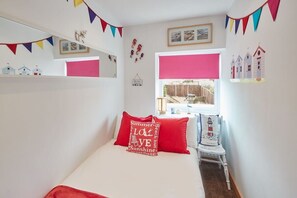 2 chambres, literie de qualité supérieure, fer et planche à repasser