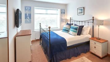 2 chambres, literie de qualité supérieure, fer et planche à repasser