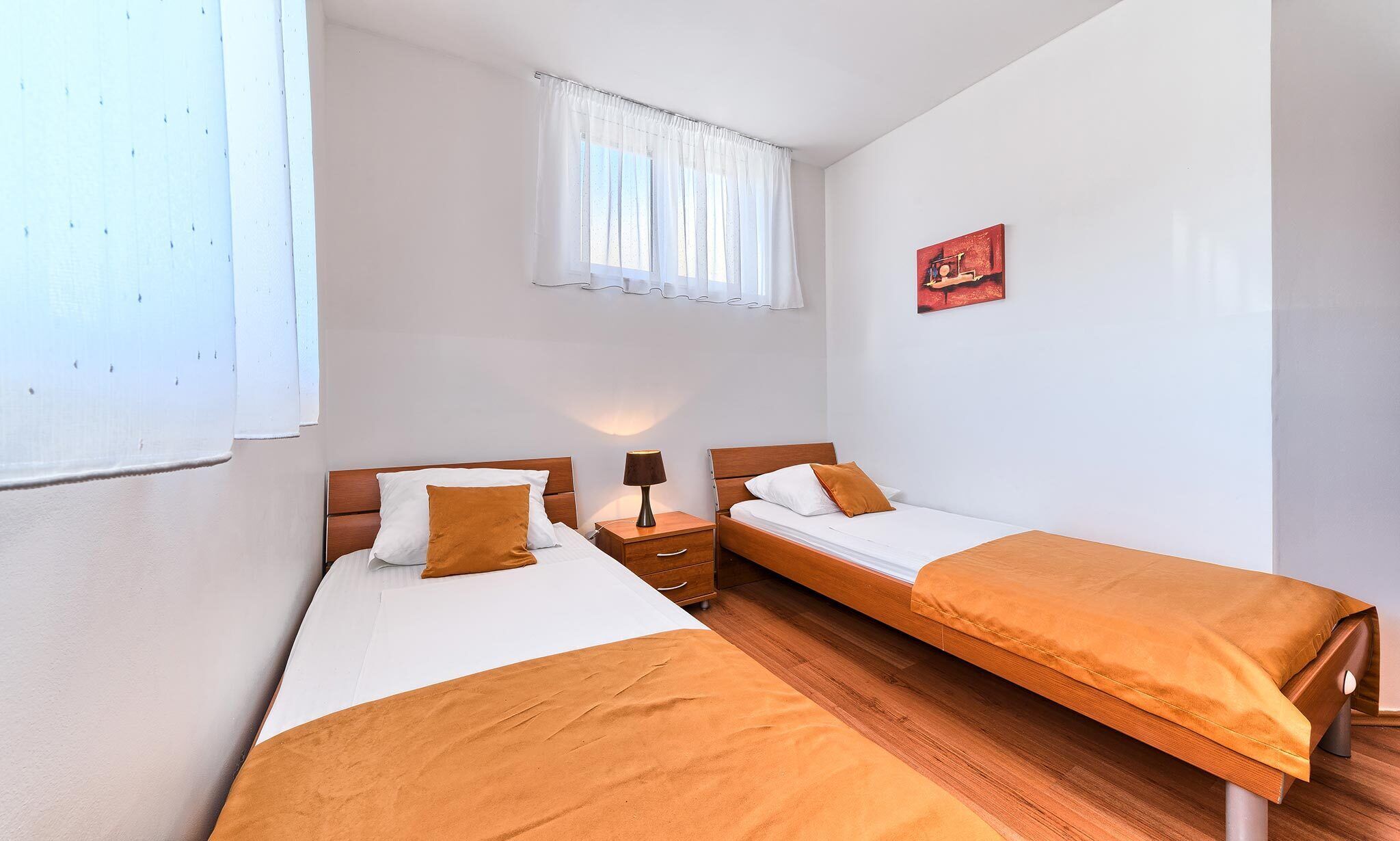 2 dormitorios y ropa de cama