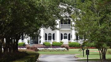 Villa, 2 Bedrooms | Exterior