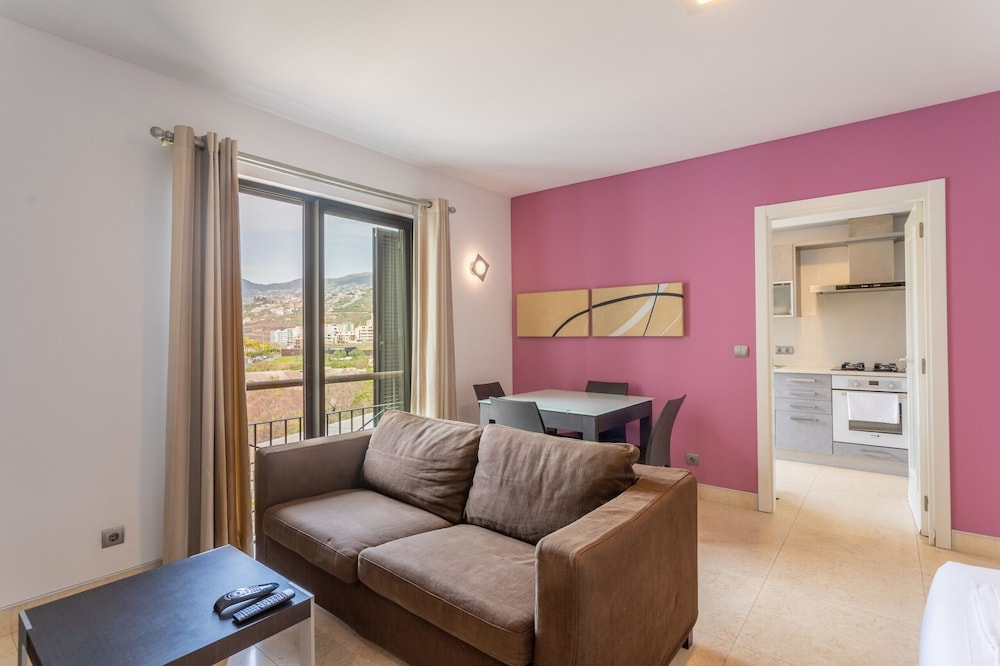 FLH Funchal Cozy Studio