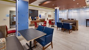 Free daily full breakfast - Holiday Inn Express & Suites Latta by IHG (Latta)