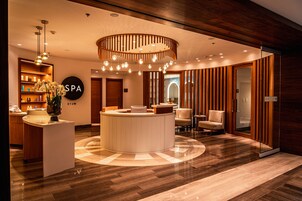 Salas para tratamentos a dois, sauna seca, sauna a vapor