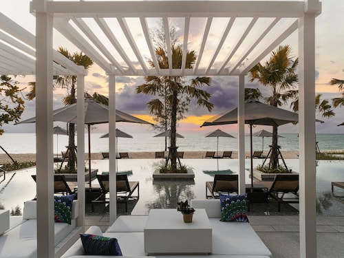 Pullman Khao Lak Resort