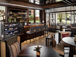 Bar (di hartanah)