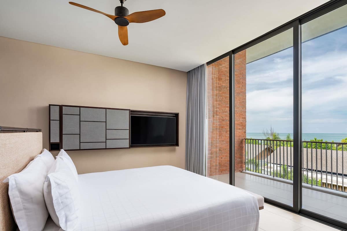 Suite Présidentielle, 1 très grand lit, vue mer | Minibar, coffres-forts dans les chambres, bureau