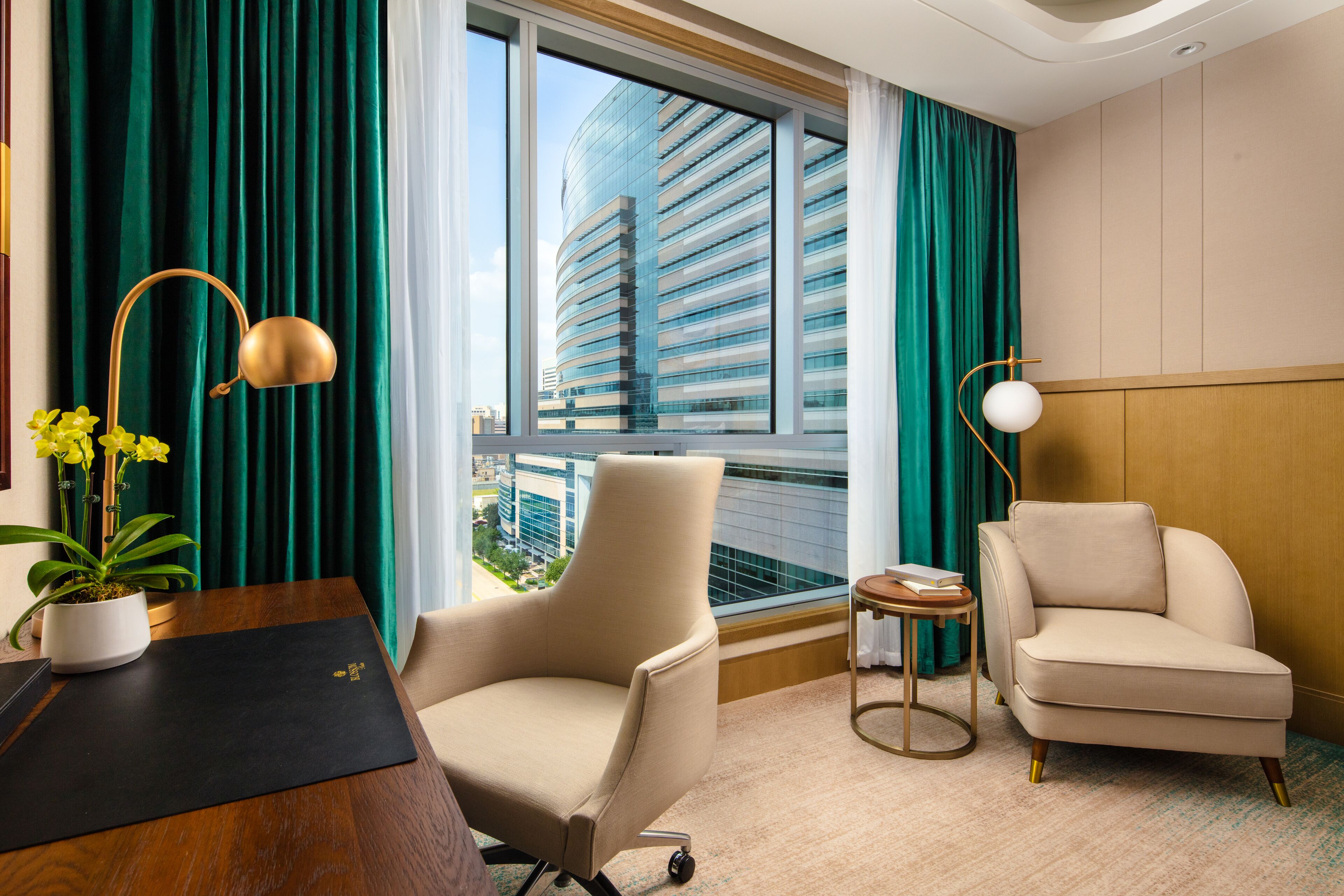 1 bedroom, premium bedding, minibar, in-room safe