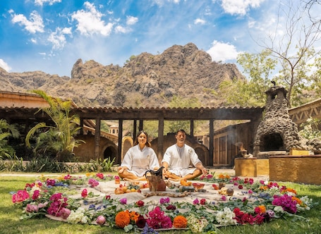 Exterior. La Buena Vibra Wellness Resort & SPA
