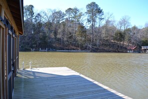 Property grounds - On Lake Tuscaloosa with Covered Dock - 3 King beds 3 1/2 bath PLUS Bunk Room (Northport)
