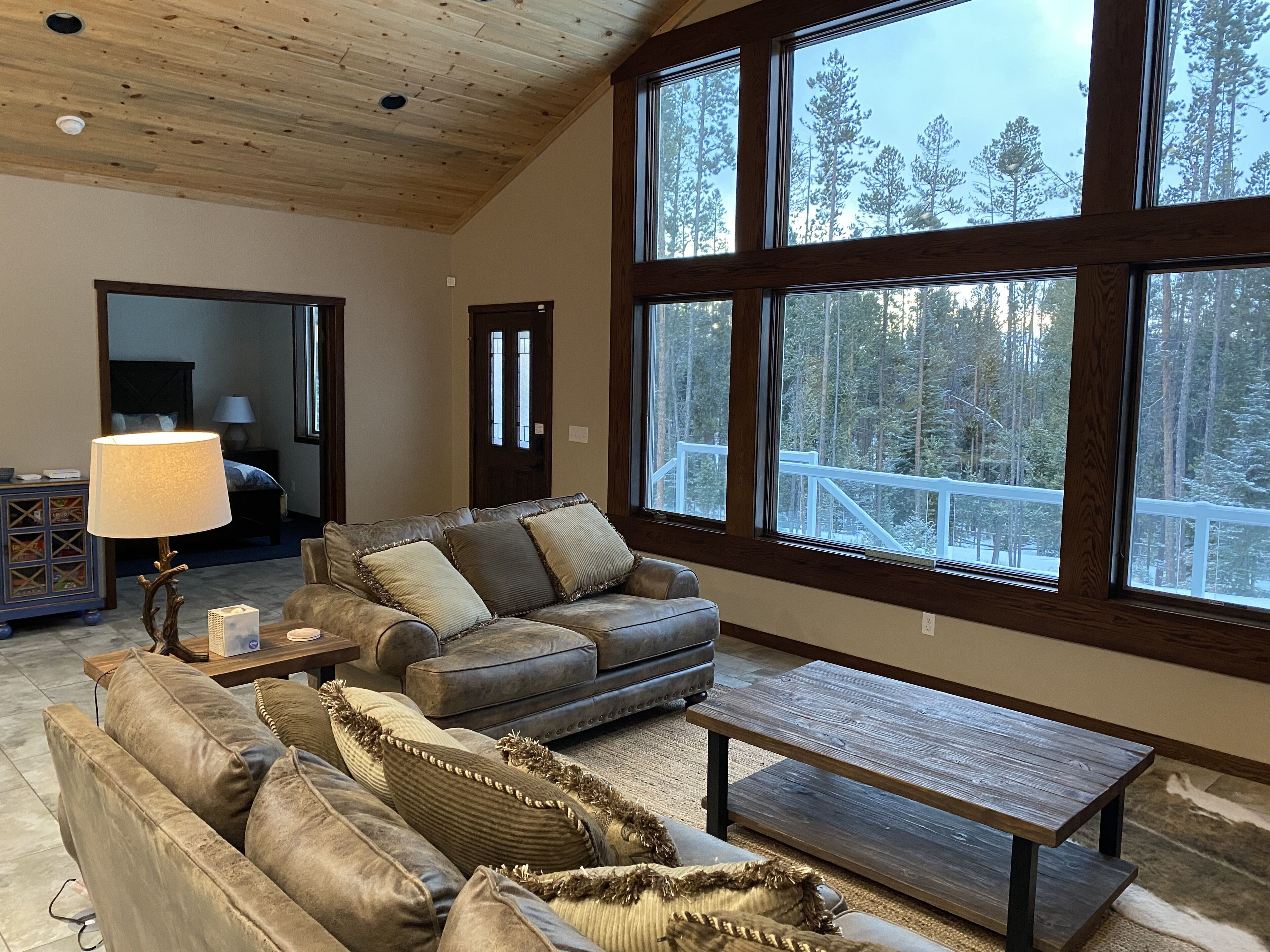 Snaggletooth Lodge - Winter is coming!  Book early for the Discovery Ski season.