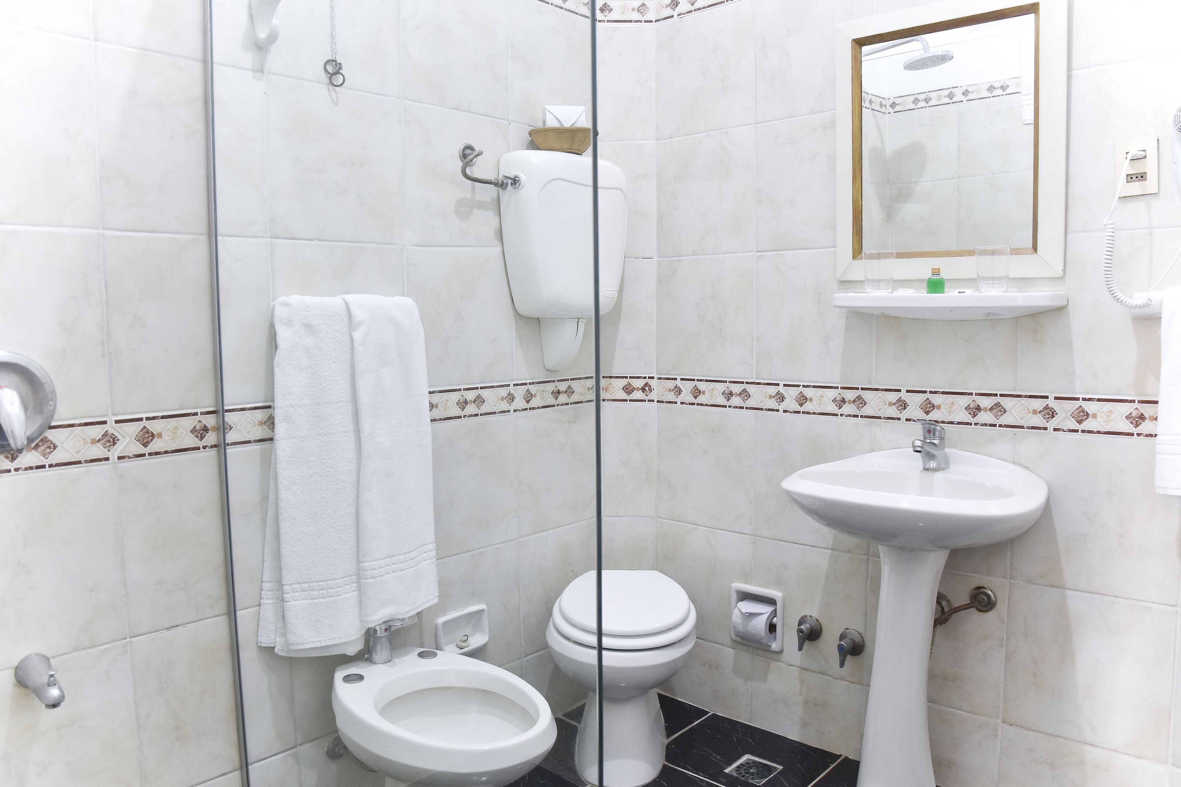 double room, 1 double bed, balcony | bathroom | shower, free toiletries, hair dryer, bidet