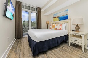 3 slaapkamers, een strijkplank/strijkijzer, gratis wifi, beddengoed