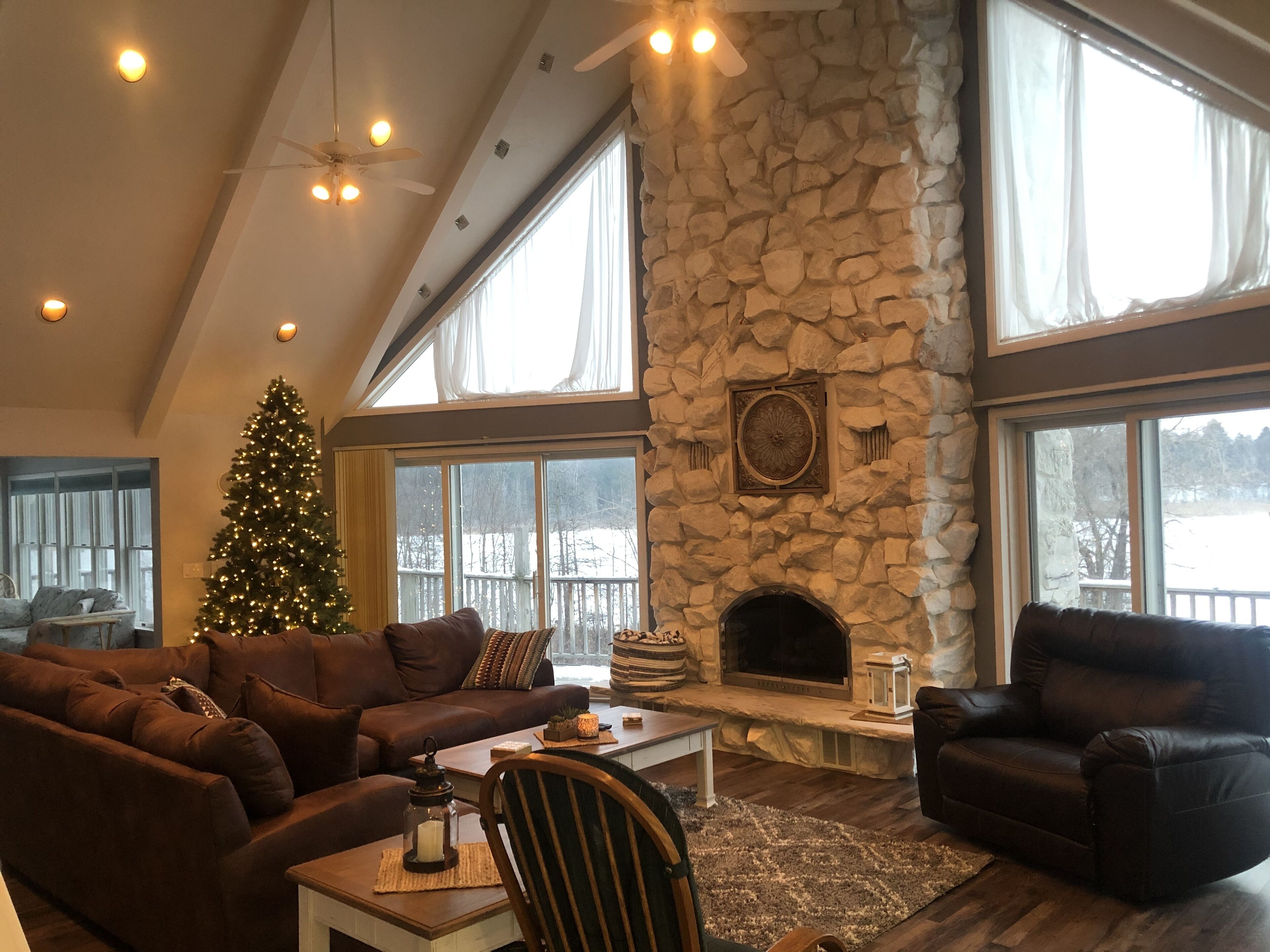 Come Enjoy Michigan Fall Colors at the Lake House!