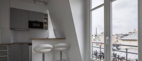 雪櫃、焗爐、咖啡機/沖茶器