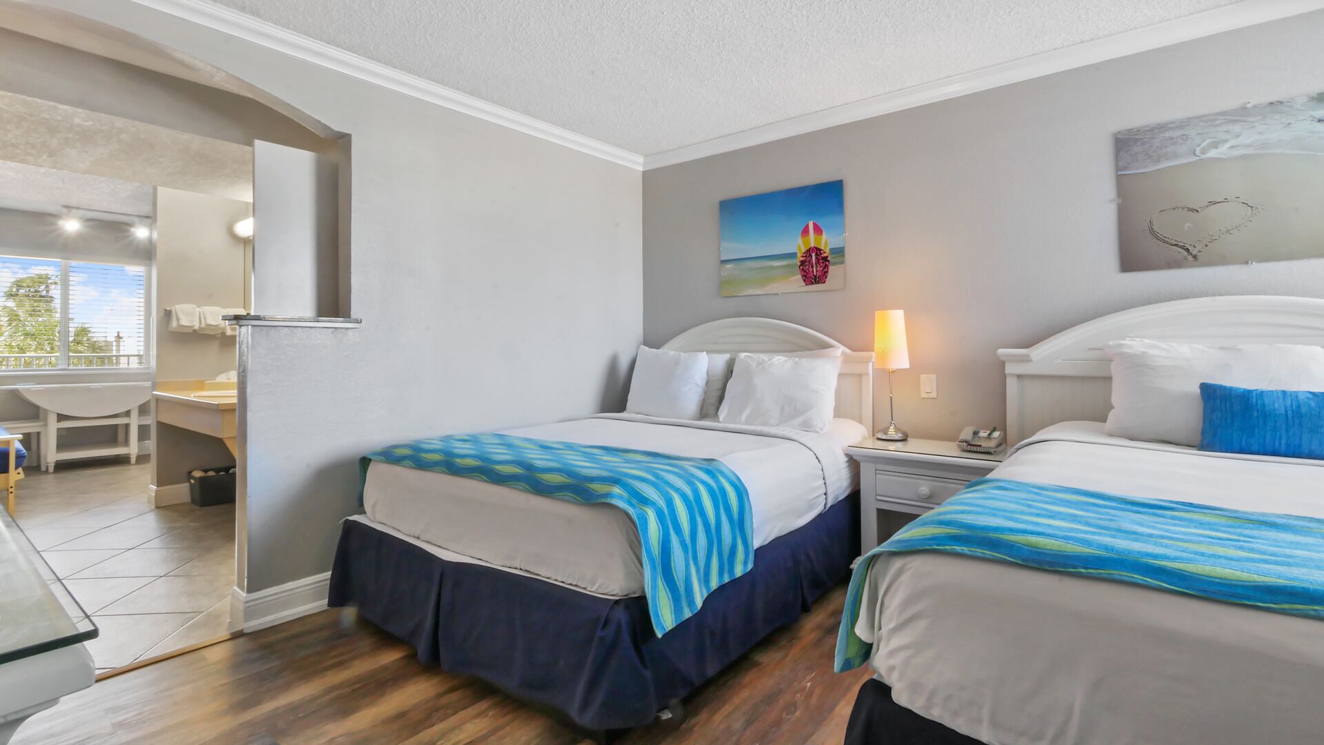 Beach Escape PP223 - Best Rate, Pool, Free Parking