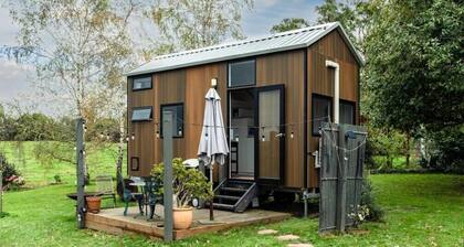 Wodalla Horse Farmstay by Tiny Away