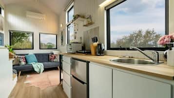 Fridge, microwave, stovetop, toaster