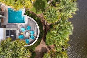 Beheizter Pool