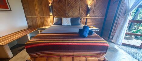 4 slaapkamers, een bureau, gratis wifi, beddengoed