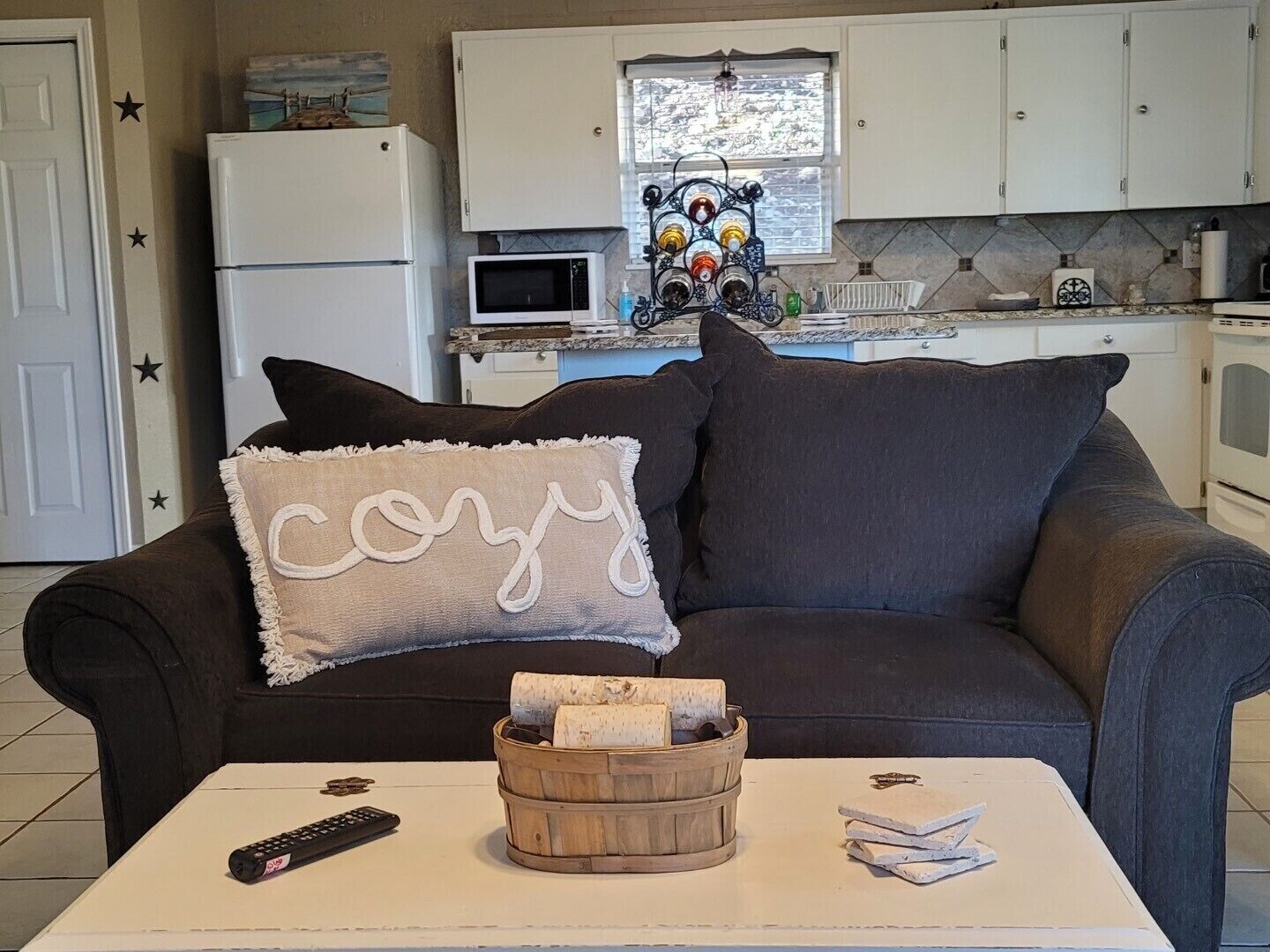 Pebble Beach Lakehouse Oasis with Medina Lake Views!