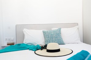 2 chambres, coffres-forts dans les chambres, Wi-Fi, draps fournis