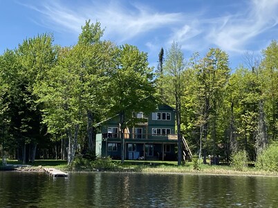Lake Namakagon Sunrise Cove~Unwind & Reconnect. Private dock, 2 kayaks, row boat