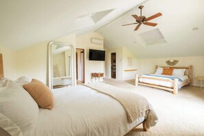 6 habitaciones, tabla de planchar con plancha, cuna de viaje y wifi
