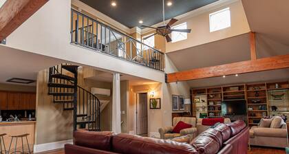 Perfect place for last minute staycation! The Roost in Midtown