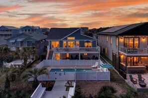 Exterior - Sea Monster by Carolina Getaway (Kure Beach)