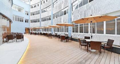 Airport Grand Hotel