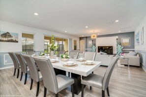 House, Multiple Beds, Pool Access, Pool View (6121BOD) | Private kitchen | Fridge, microwave, stovetop, dishwasher