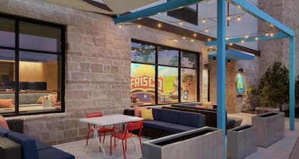 Tru By Hilton Frisco Dallas, TX