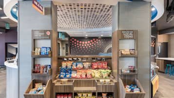 Snack bar