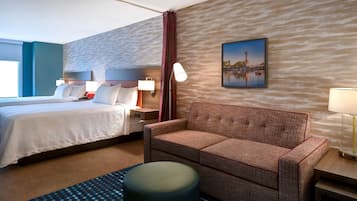 Estudio, 2 camas de matrimonio, no fumadores | Zona de estar | Televisión LED de 43 pulgadas con canales por satélite, una televisión