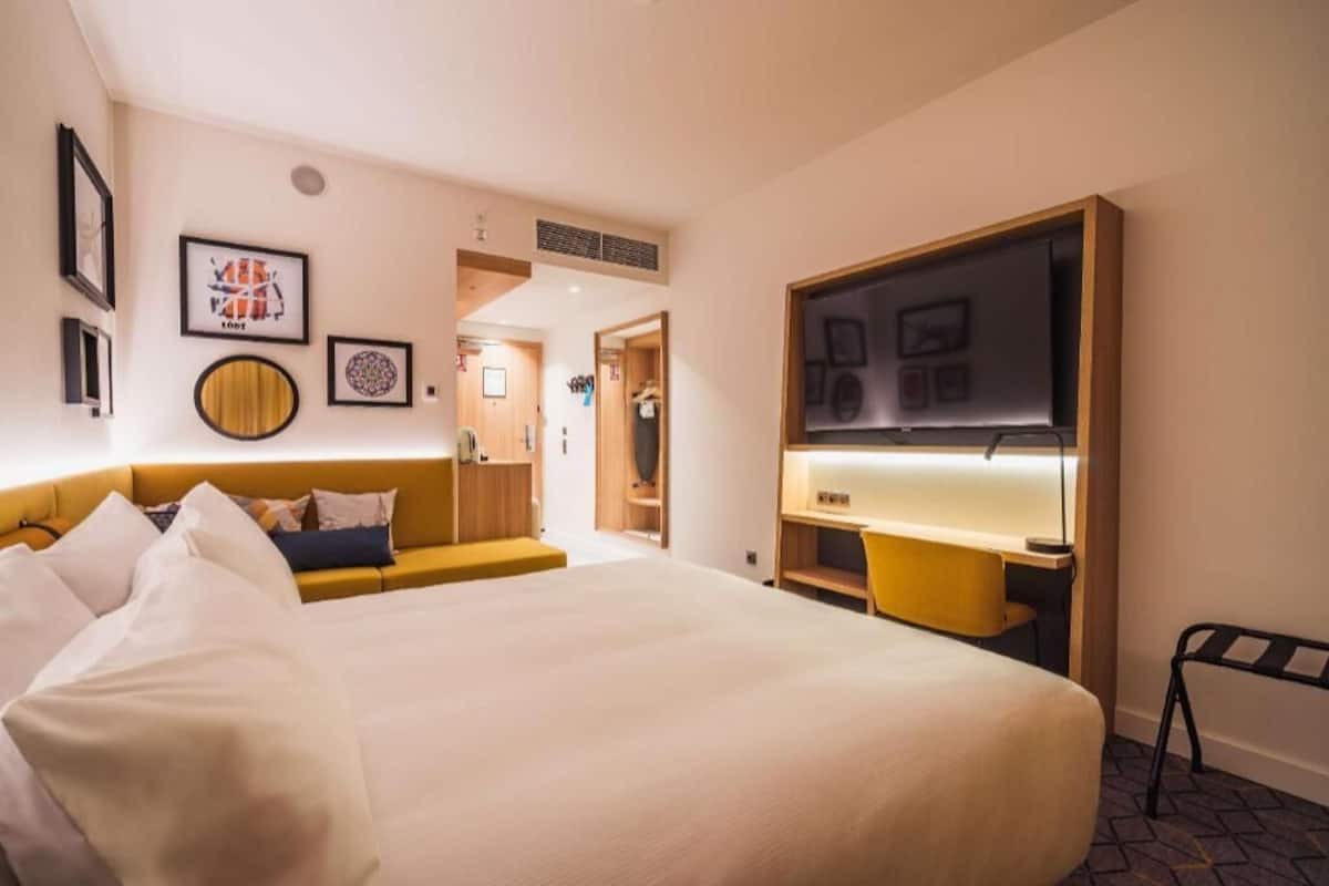 Minibar, Zimmersafe, schallisolierte Zimmer, Bügeleisen/Bügelbrett