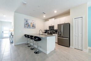 Private kitchen - Beautiful 5Bd Pool TH Champions Gate-830pbd (Davenport)