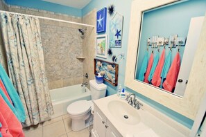 Chuveiro, secador de cabelo