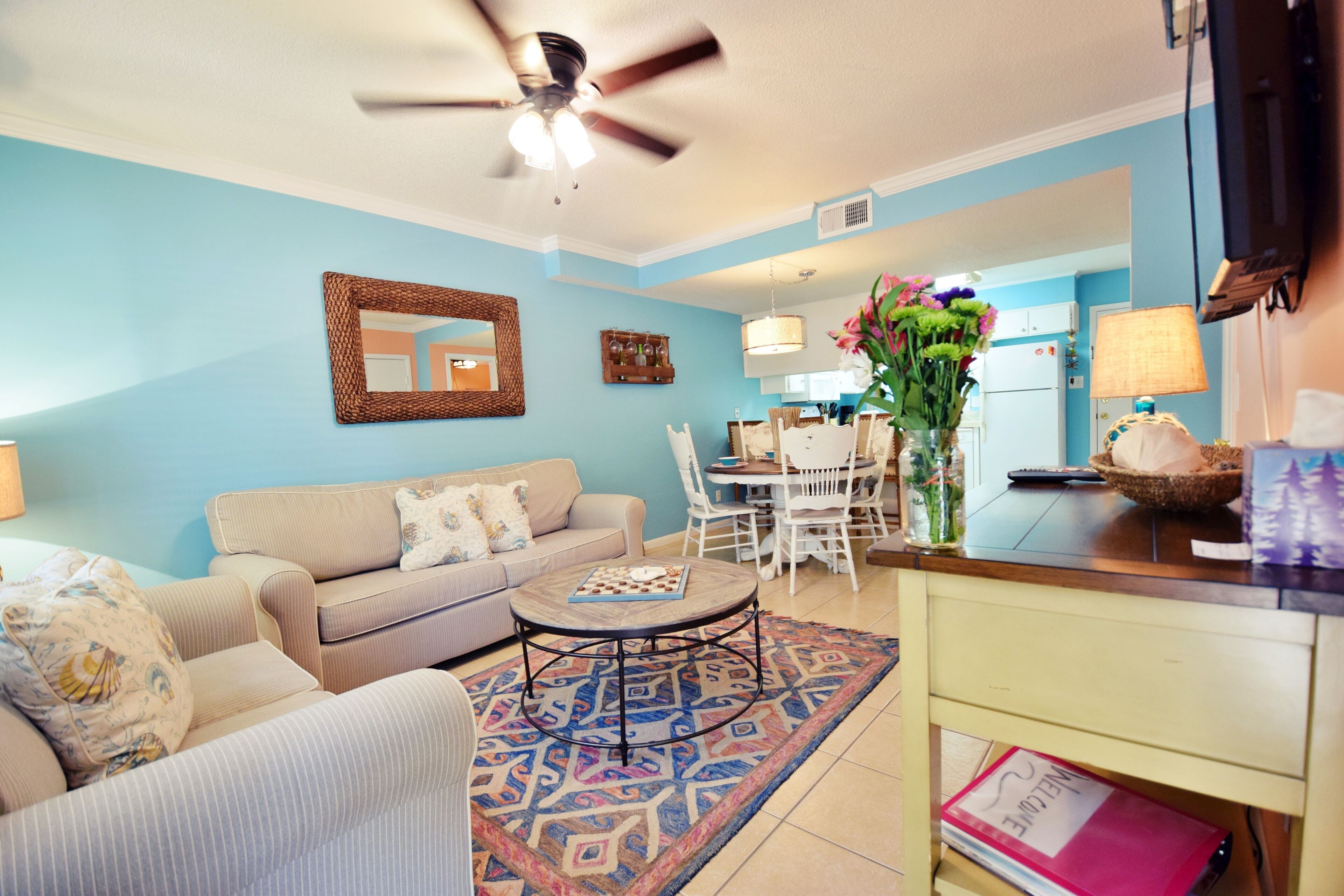 Walk to Beach, Lighthouse & Village! 2BR,1.5BA