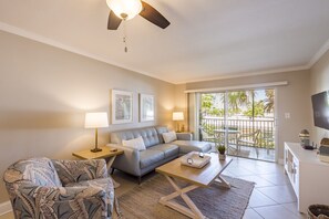 Televisión y reproductor de DVD 