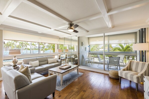 Televisión y reproductor de DVD 