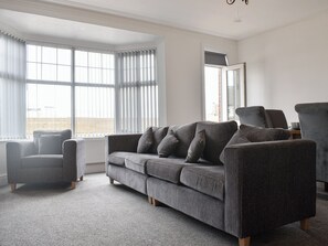 Living area - South Side Apartment (Bridlington)
