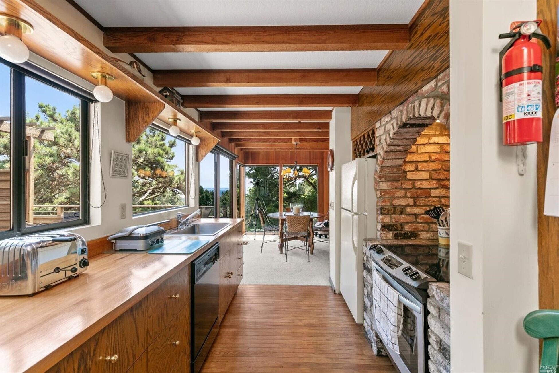 ARCHITECT-DESIGNED VIEW HOME AT THE SEA RANCH