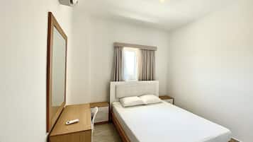 1 bedroom, iron/ironing board, bed sheets