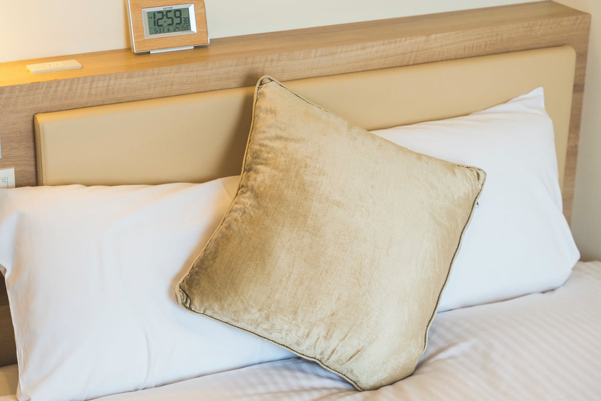 semi-double room | 1 bedroom, in-room safe, desk, free wifi